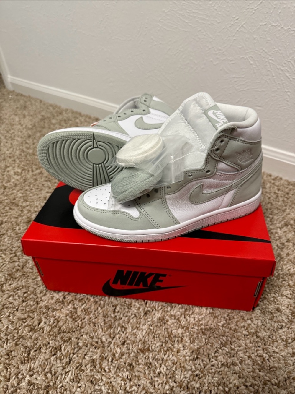 Women’s Jordan 1 Retro High OG